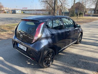 Toyota AYGO 1.0 VTi 51Kw r.v.2015 - 5