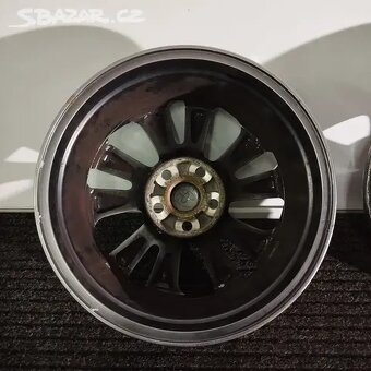 Toyota 5x114,3 ET50 7Jx17 Originální kola Toyota - 5