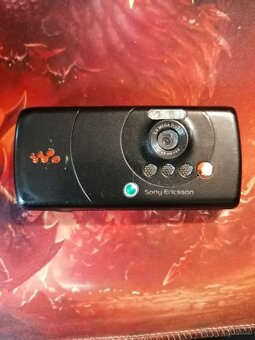 Nabízím Sony Ericsson W810i v orig. balení - 5
