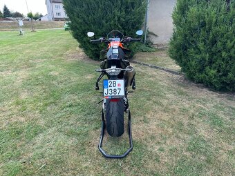 Prodám KTM 890 Duke, v záruce - 5