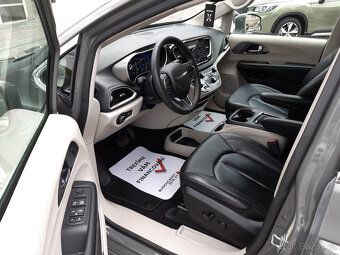 Chrysler Pacifica 3,6L V6 , kůže, radar, 2022 REZERVACE - 5