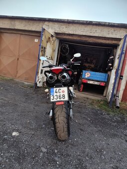 Yamaha fz6 - 5
