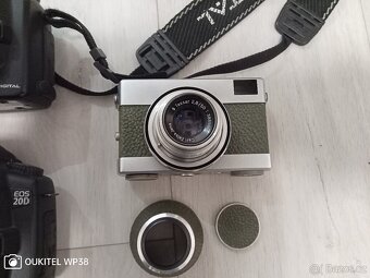 Konvolut filmových a digitálních fotoaparátů - 5