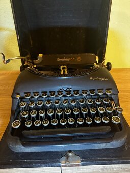 Psací stroj REMINGTON - 5