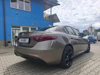 Alfa Romeo Giulia, 2.2 JTDM Rezervace - 5