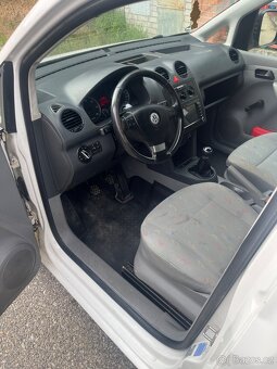 VW Caddy 1.9 atmosfér - 5