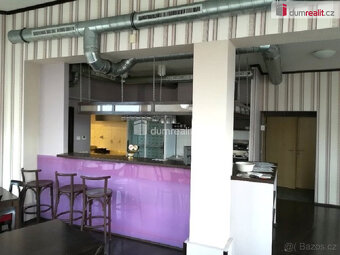 Pronájem komerčního prostoru, 92m² + externí sklad a garážov - 5