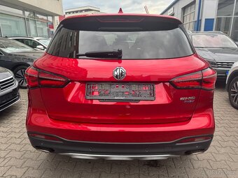 MG EHS PHEV Luxury 1.5 190kW AUT. 75tkm Panorama Kam 360° - 5