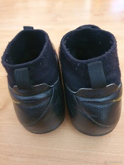 Kopačky nike phantom v.35 černé - 5