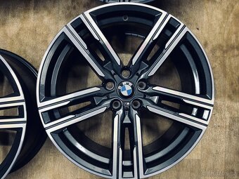 TOP kola BMW 8 G15 R19 M Paket originál - 5