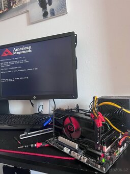 Zakladni deska z cpu a paměťi - 5