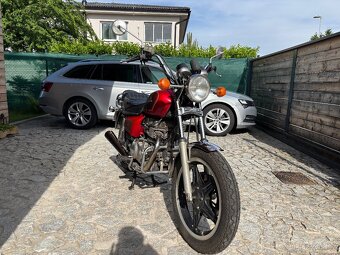 Honda CM400T - 5