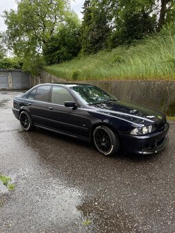 BMW e39 528i 142 kw - 5