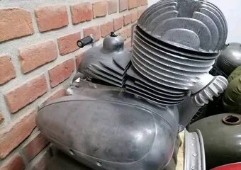 Jawa 350 perák so sejdou. - 5