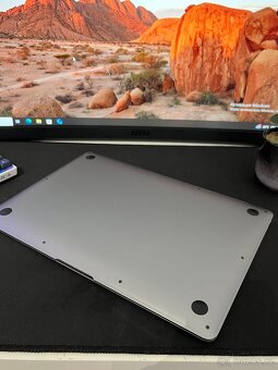 MacBook Air M1 2020 8/256GB - 5