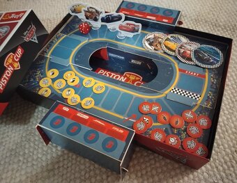Desková společenská hra - Cars 3 Piston cup - 5