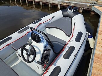 Člun ZODIAC OPEN 4.8 s lodním motorem MERCURY 60 HP - 5