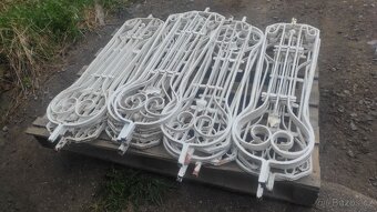 Staré železné dílce zábradlí, 19 ks - 5