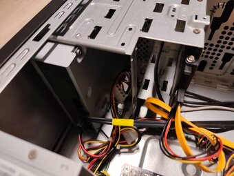 Acer kancelářský počítač - 5