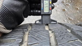 Zimní pneu 225/65/16c Michelin - 5