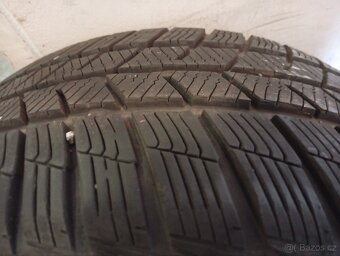 Zimní Barum 235/45R18 - 5