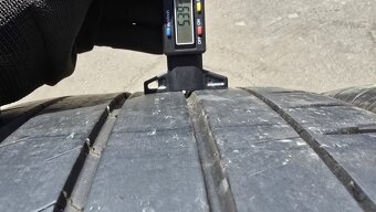 Letní pneu 255/35/19 Michelin - 5