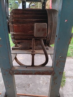 Cirkularka, okružní pila, stolní pila, kotoučová pila - 5