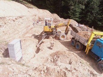 Menzi muck 5000 kráčející bagr - 5