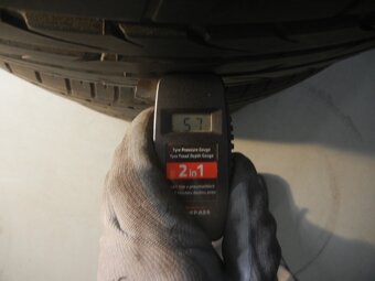 Letní pneu Bridgestone 235/60R18 - 5