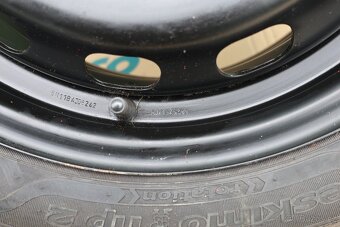 Plnohodnotná rezerva Ford fiesta 15". - 5