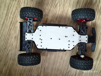 RC auto na ovladani Dune Racer Pro Desert buggy 1:10 - 5