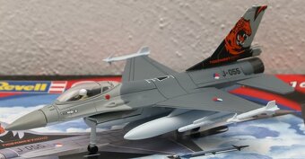 Bojové letouny Revell easykit (1:100) - 5