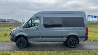 Mercedes Benz Sprinter - 5