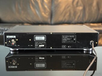 Sony CDP-XE220 - CD přehrávač - 5