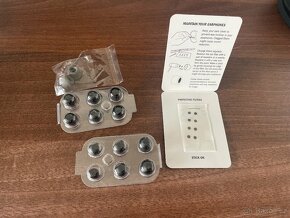 Sluchátka Q-Jays - nejmenší dvouměničová, kvalitní zvuk - 5