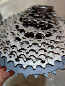 PRODÁNO - Kazeta Shimano SLX 11s CS-M7000 - 5