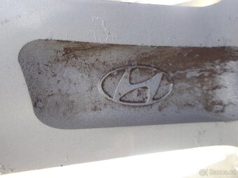 5x114,3 r16 Hyundai Kona orig.lita kola s TPMS - 5