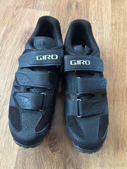 Cyklotretry GIRO vel.40 - 5
