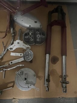 Prodam dily Jawa 350/250. - 253 , 590, 361 - 5