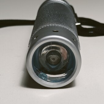Motorola LED Lenser V2, Kapesní svítilna - 5
