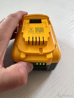 Dewalt Nova 20V XR 6.0 Ah Battery Na Prodej $$$$$$$$$$$$$$$$ - 5