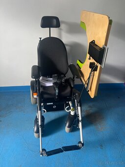 Dětský elektrický invalidní vozík - 5