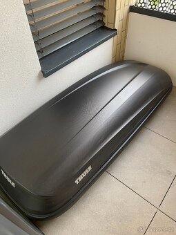 Thule Roof Box Set - 5