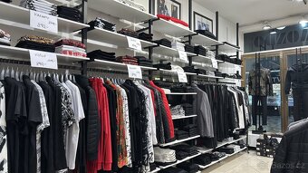 Nábytek do obchodu - 5