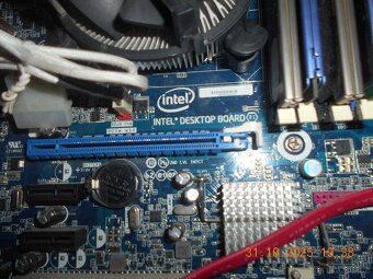 PC + 2x LCD; IntelCore i5 3,2Ghz; 12GB DDR3, SSD disk, DVDRW - 5