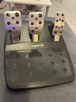 Volant G29 s příslušenstvím - 5