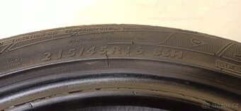 Dunlop 215/45 R16 86H 5mm - 5