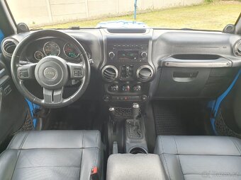 Jeep Wrangler Sahara 3.8 Benzin Hard Top Trail - 5