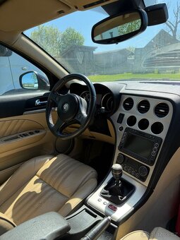 Alfa Romeo 159 - 5