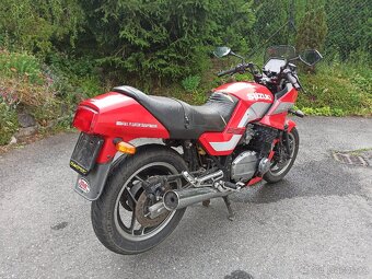 Suzuki GSX 750 ES - 5